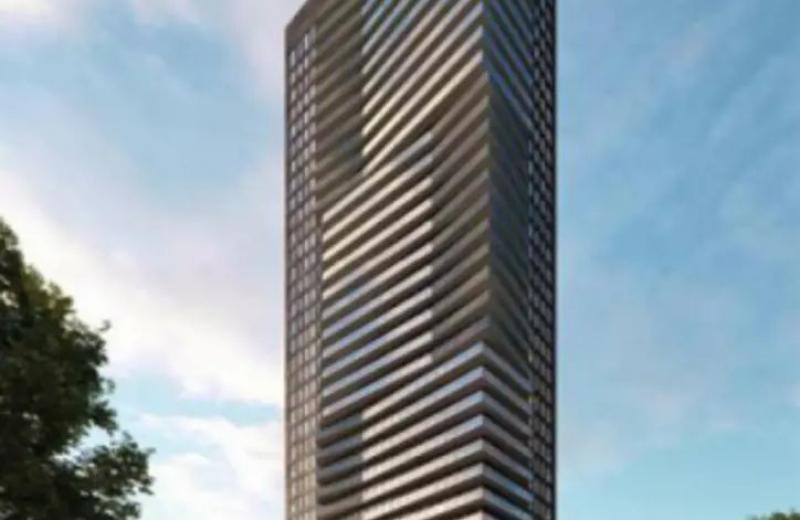 10 Duke St W Condos