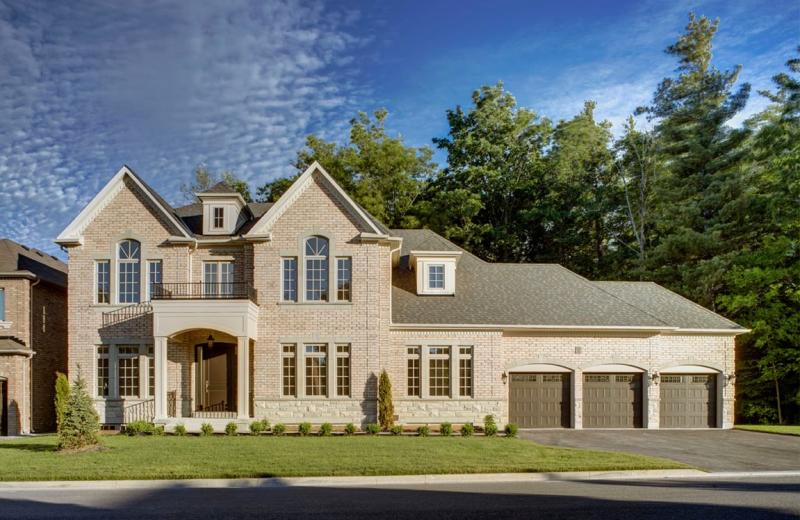 Eagle Peak Private Residences