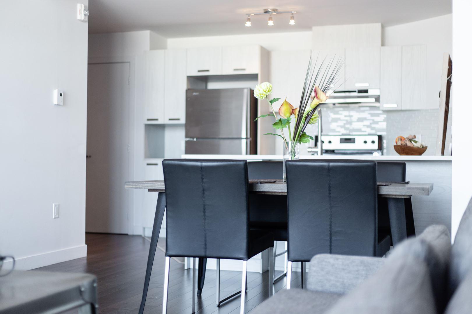 EQ8 – Phase 9 Condos