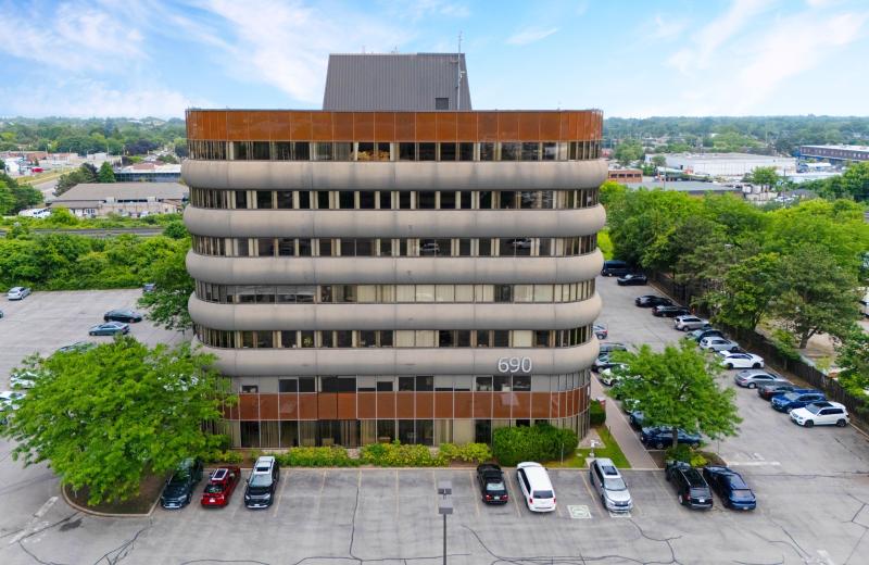 690 Dorval Drive 500, Oakville, ON L6K 3V7