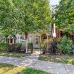 3486 Eglinton Avenue W, Mississauga, ON L5M 7P4