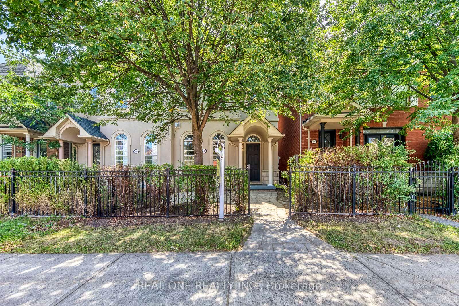 3486 Eglinton Avenue W, Mississauga, ON L5M 7P4