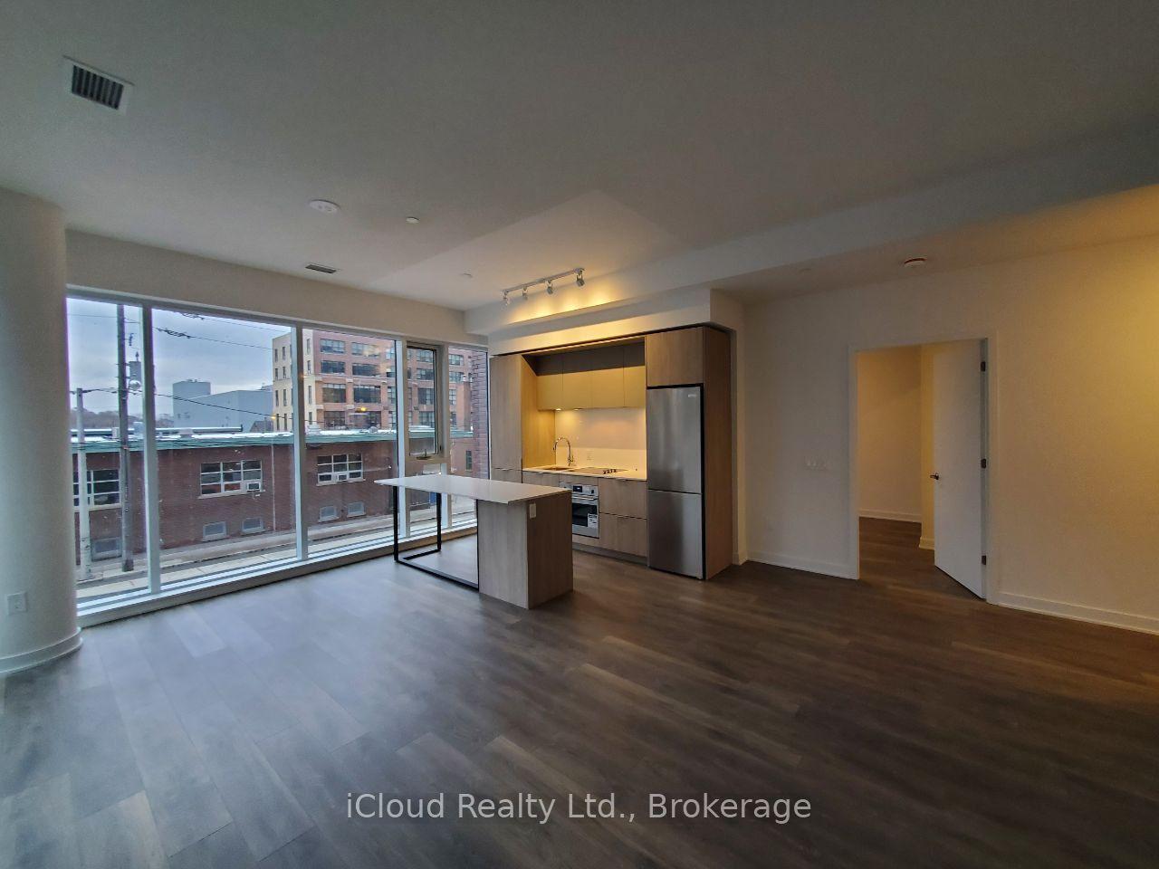 130 River Street 203, Toronto, ON M5A 3P7