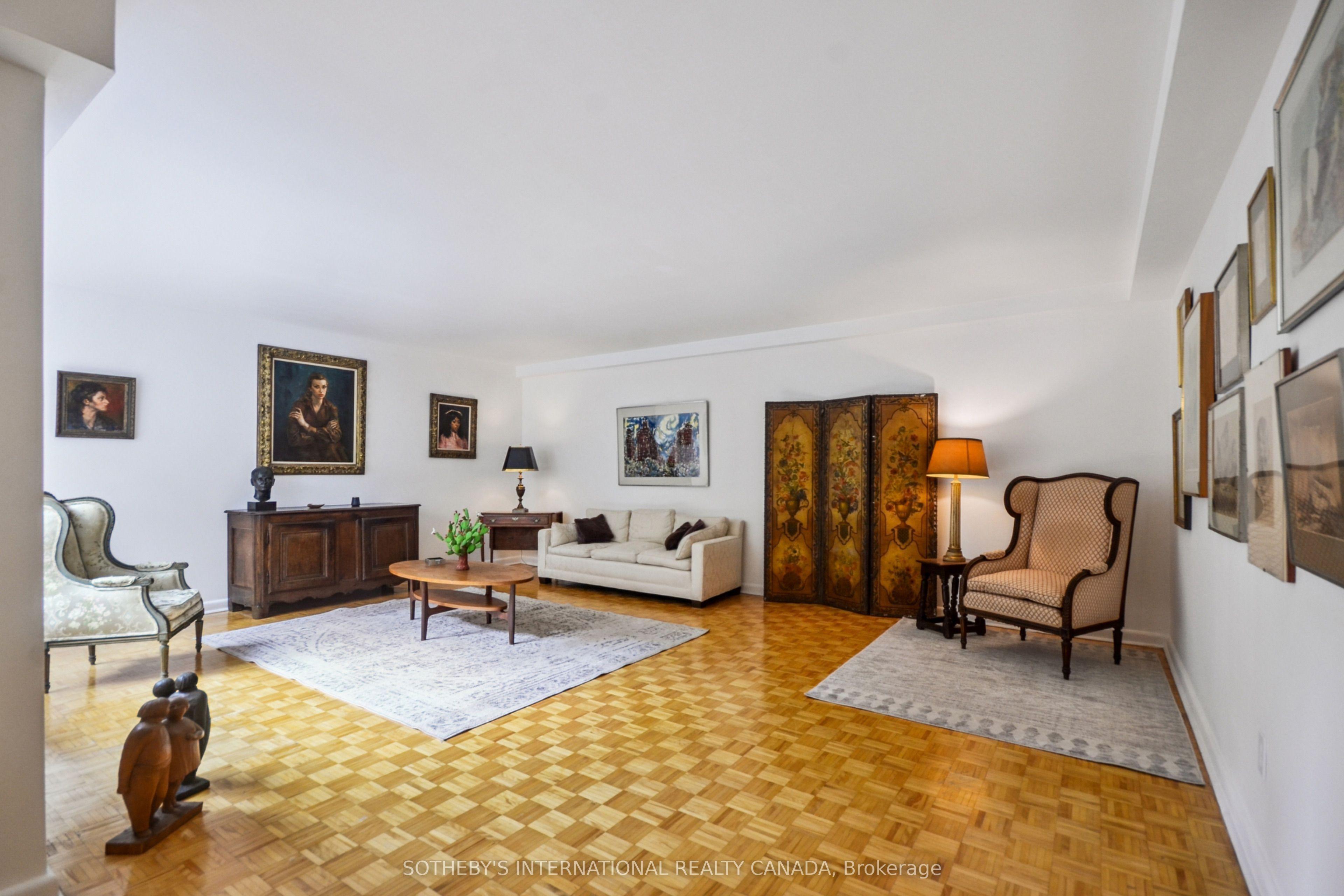 120 Rosedale Valley Road 512, Toronto, ON M4W 1P8