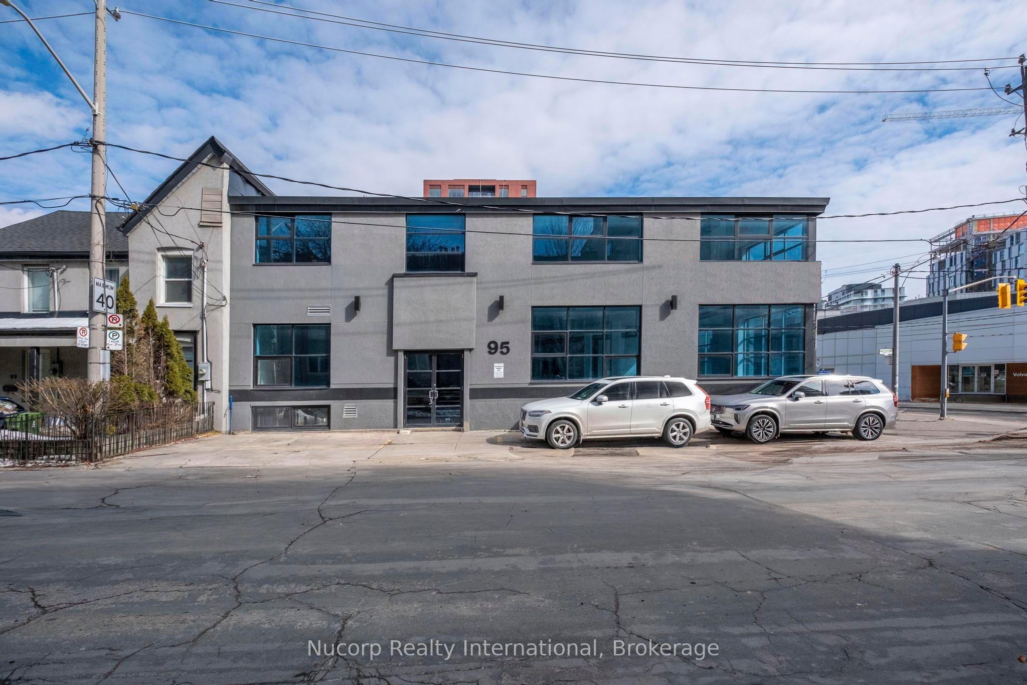 8 Eastern Avenue Second Floor, Toronto, ON M5A 3C7