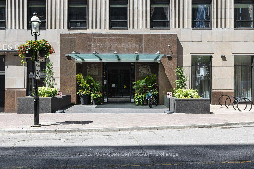 88 Scott Street 506, Toronto, ON M5E 0A9