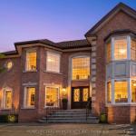 193 Codsell Avenue, Toronto, ON M3H 3W5