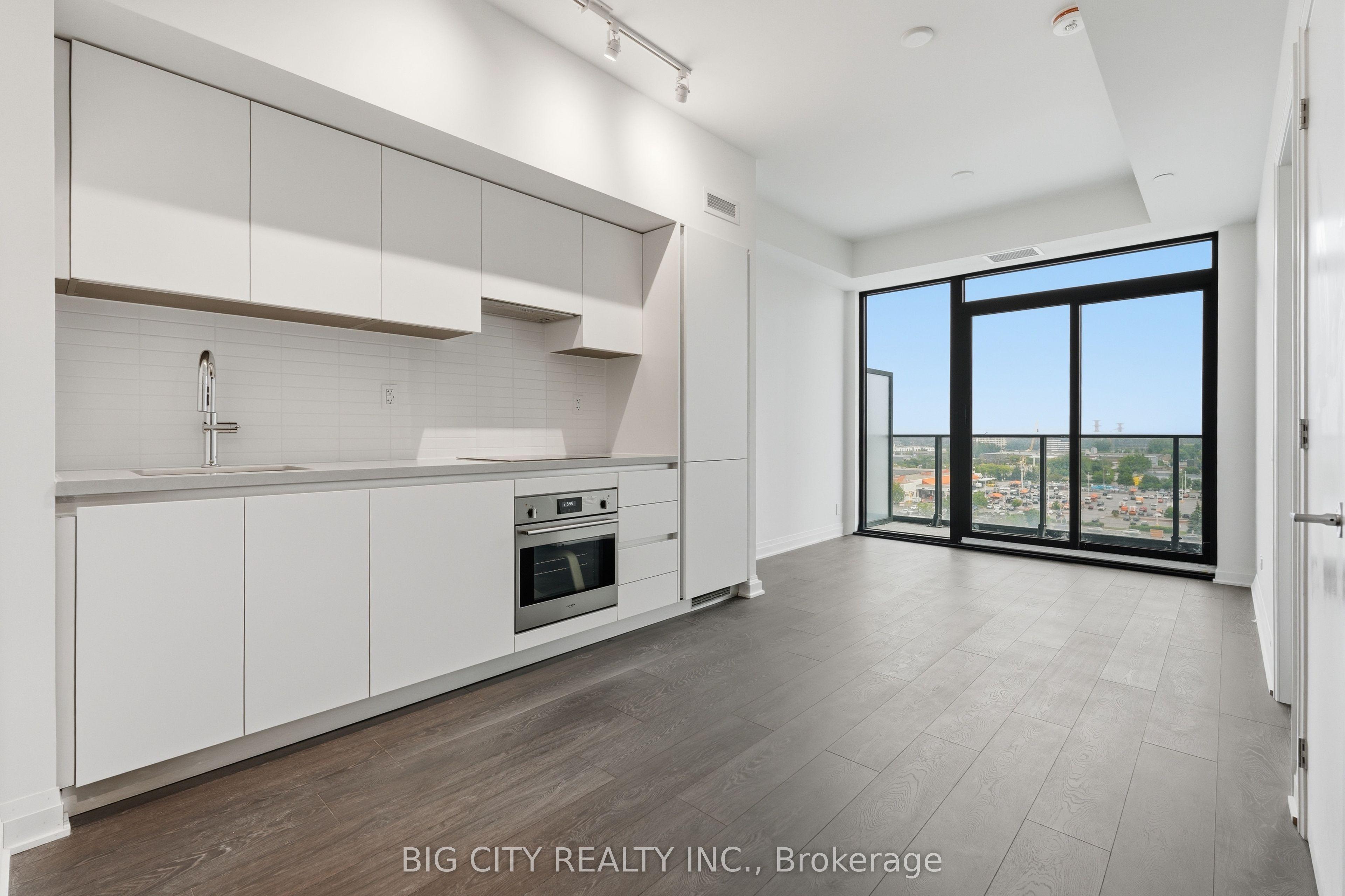 25 Frederick Todd Way 1001, Toronto, ON M4G 0C6