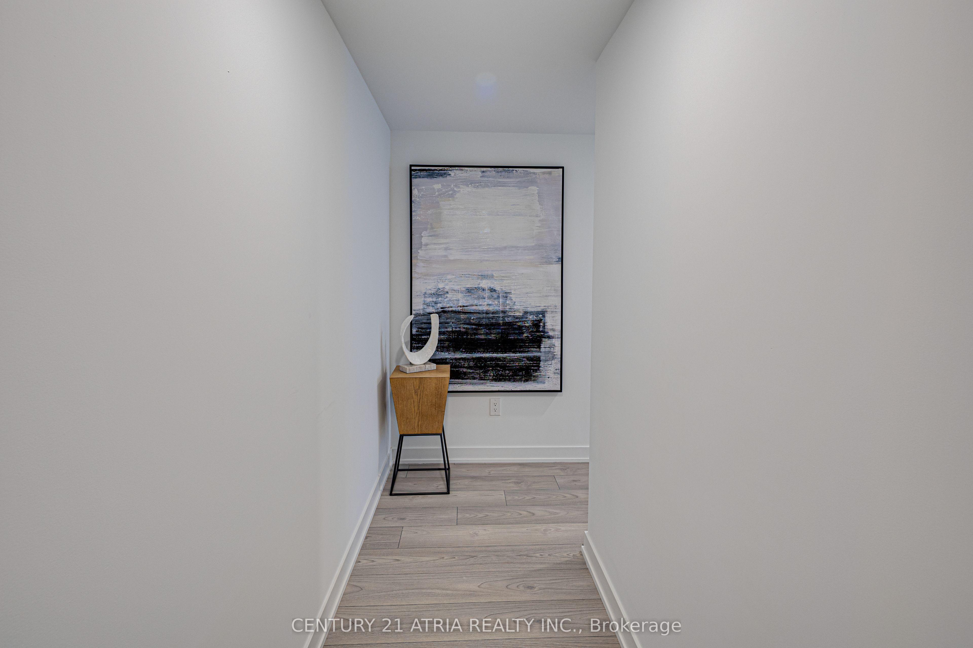 252 Church Street 2706, Toronto, ON M5B 0E6