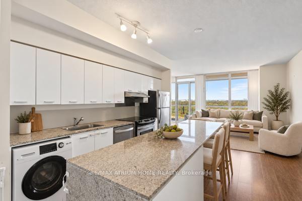 29 Singer Court 2605, Toronto, ON M2K 0B3