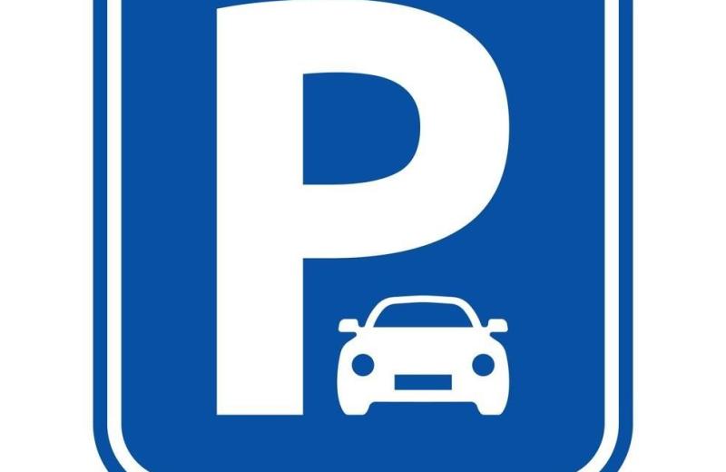 608 Richmond Street W Parking, Toronto, ON M5V 1Y9
