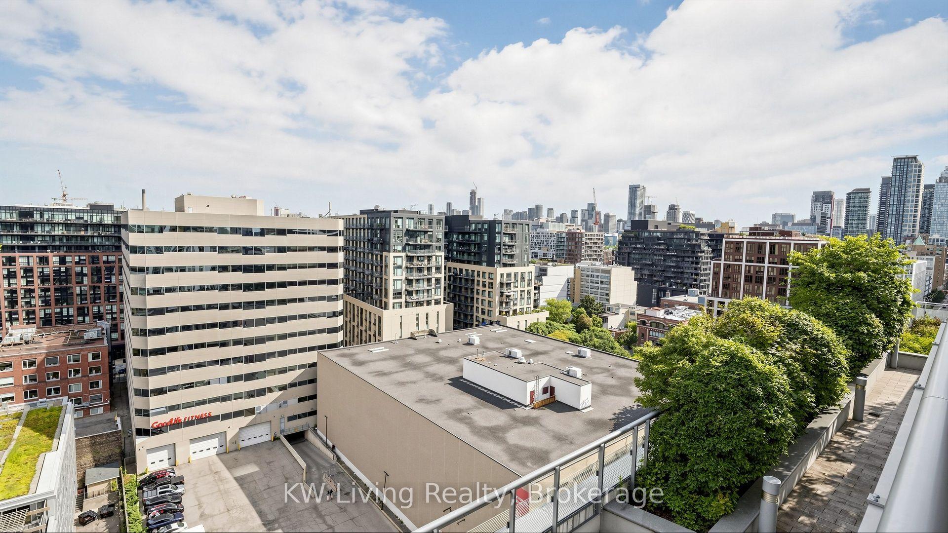 525 Adelaide Street W LPH10, Toronto, ON M5V 0N7