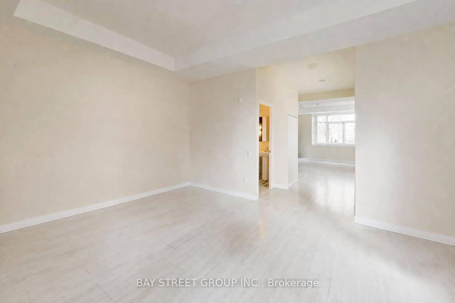 25 Singer Court TH07, Toronto, ON M2K 0B3