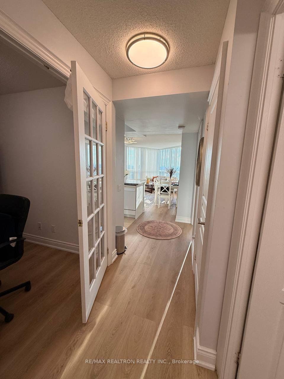 10 Northtown Way 2409, Toronto, ON M2N 7L4