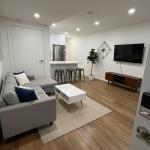 557 Crawford Street Lower, Toronto, ON M6G 3J9