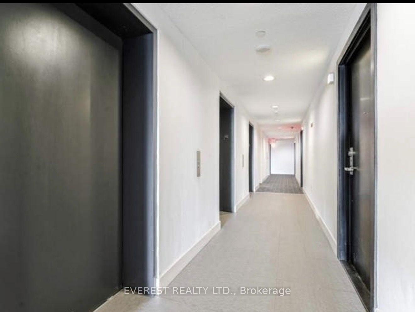 225 Sackville Street 1510, Toronto, ON M5A 0B9