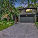 9 Alderdale Court, Toronto, ON M3B 2H8