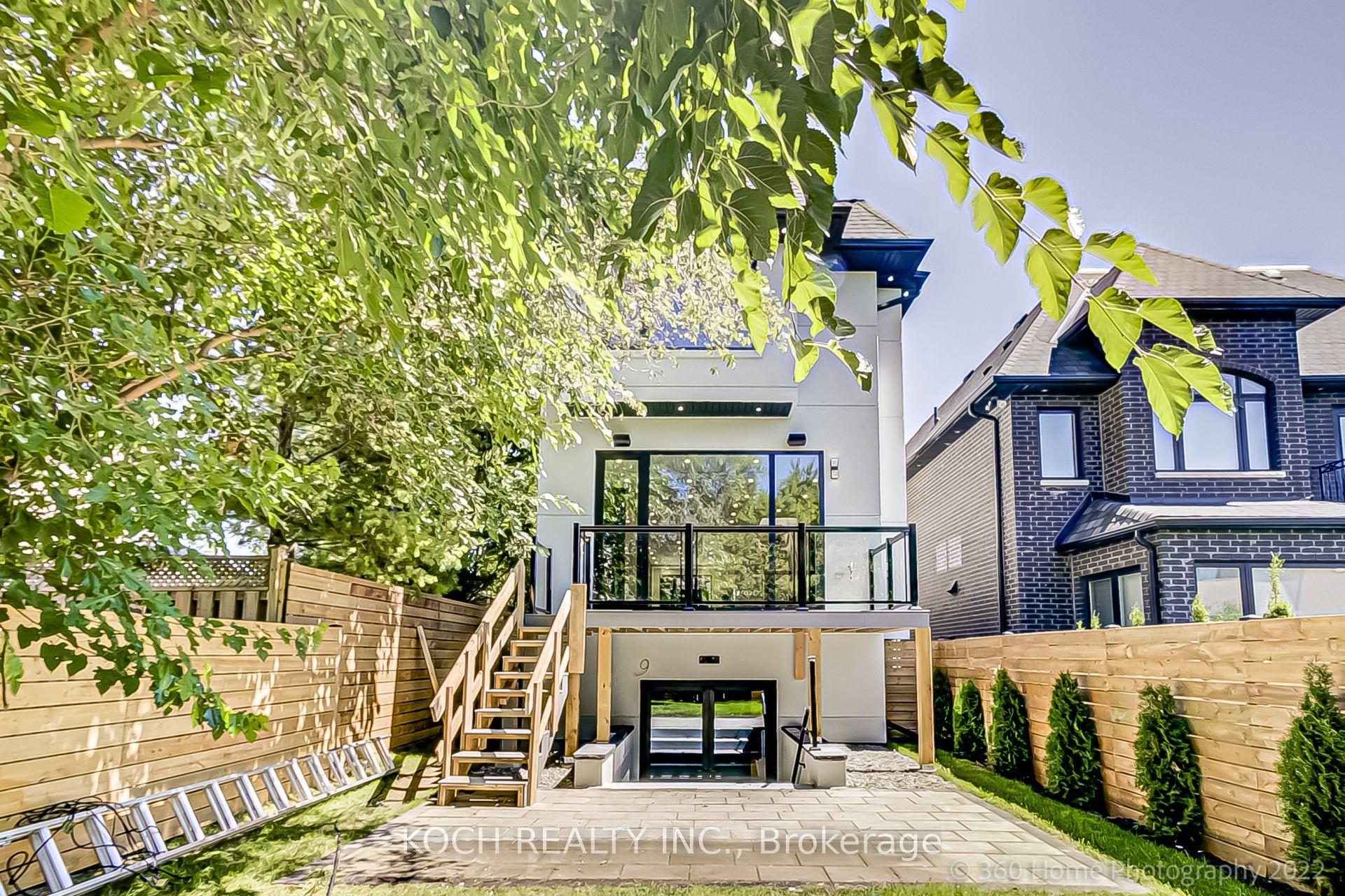 184 Falkirk Street, Toronto, ON M5M 4K6