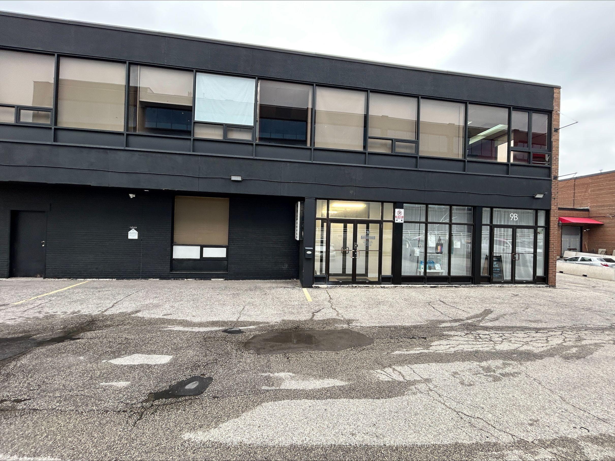 25 Lesmill Road 9A, Toronto, ON M3B 2T3