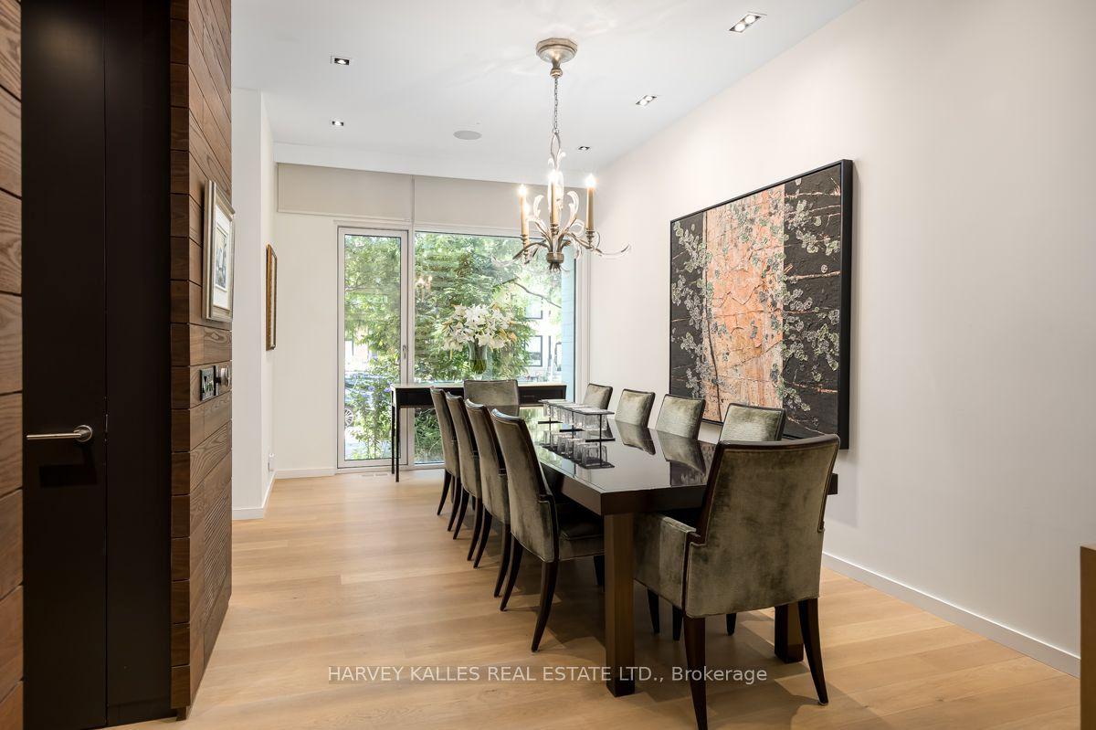 5 Relmar Road, Toronto, ON M5P 2Y4