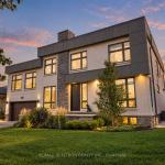 240 Maxwell Street, Toronto, ON M3H 5B7