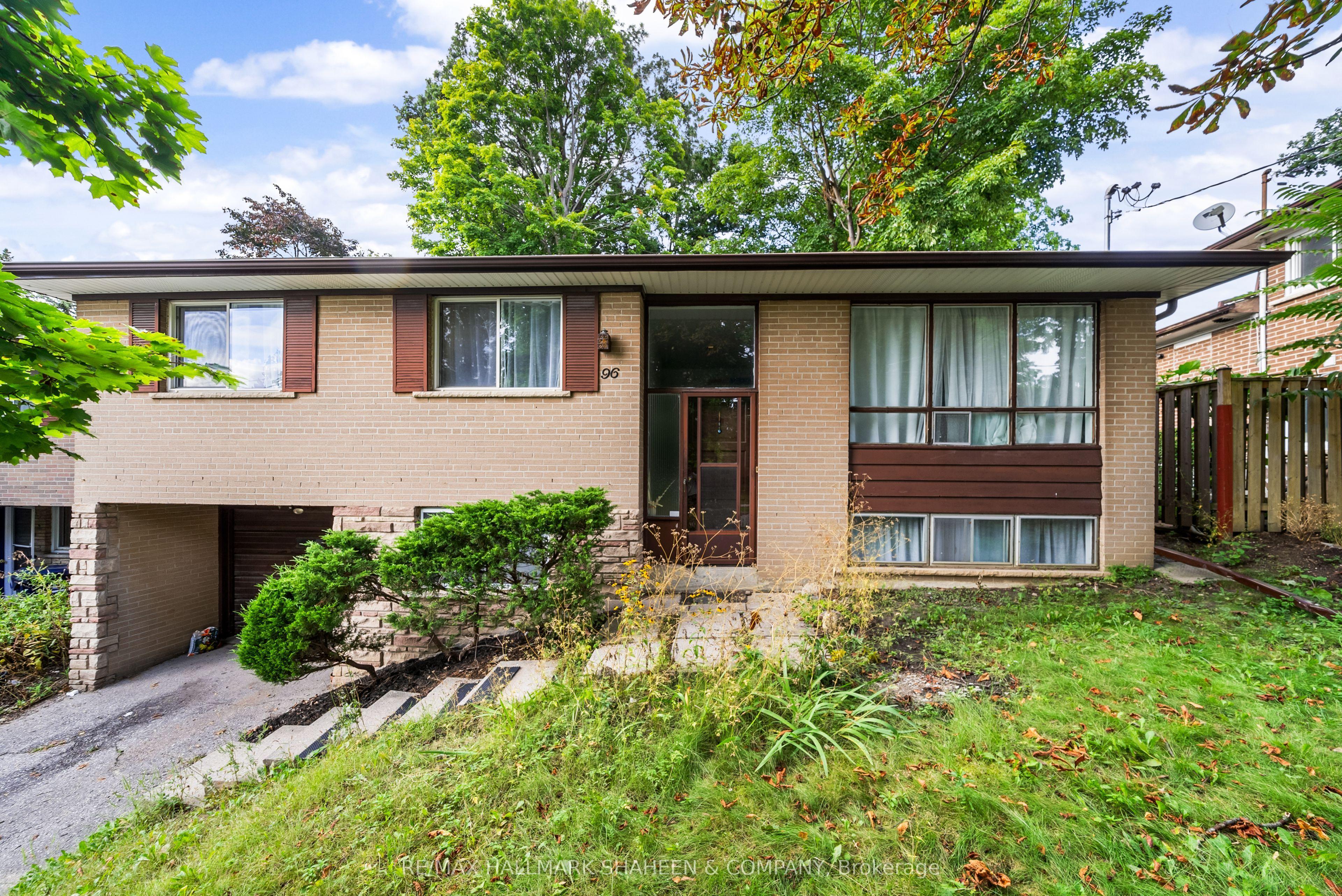 96 Rameau Drive Main, Toronto, ON M2H 1T9