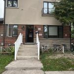 2B Dornfell Street (Main), Toronto, ON M2R 2Y6