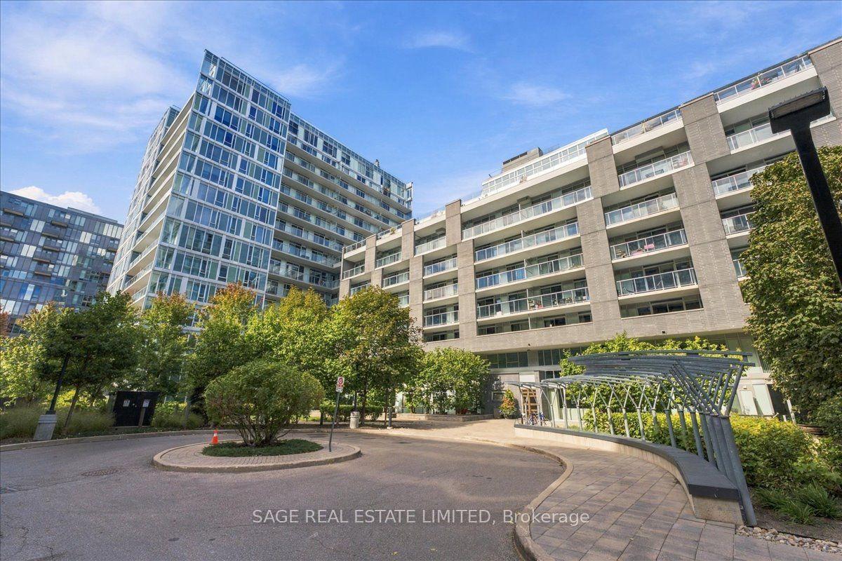 565 Wilson Avenue W204, Toronto, ON M3H 0C6