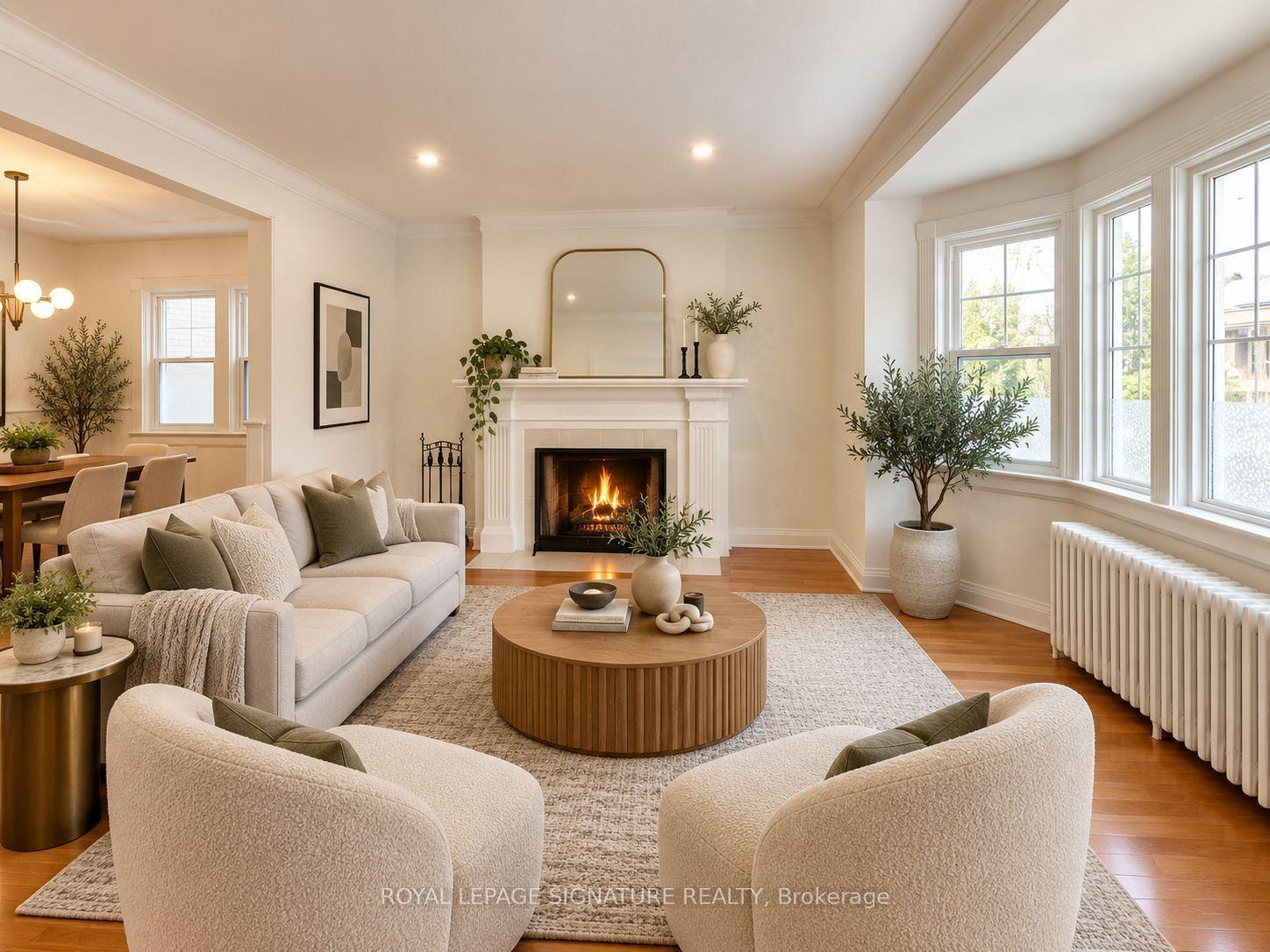 1691 Bathurst Street Main, Toronto, ON M5P 3K2