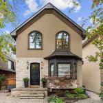 329 Broadway Avenue, Toronto, ON M4P 1W4