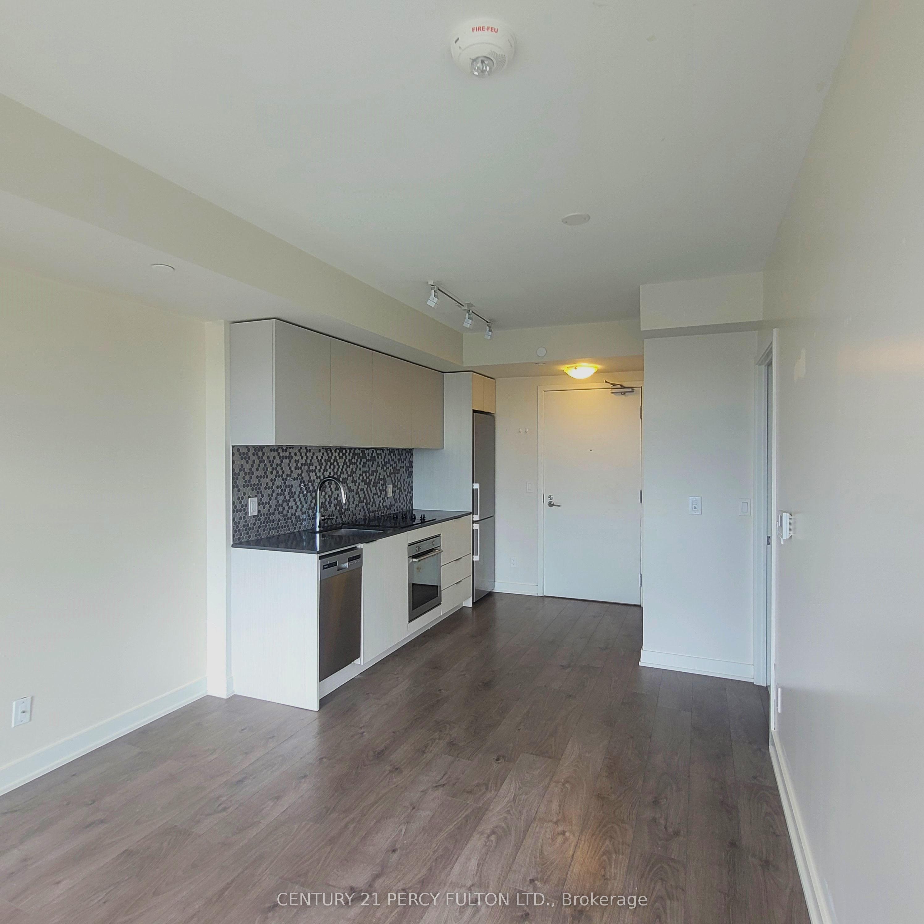 2 Sonic Way 1508, Toronto, ON M3C 0P2