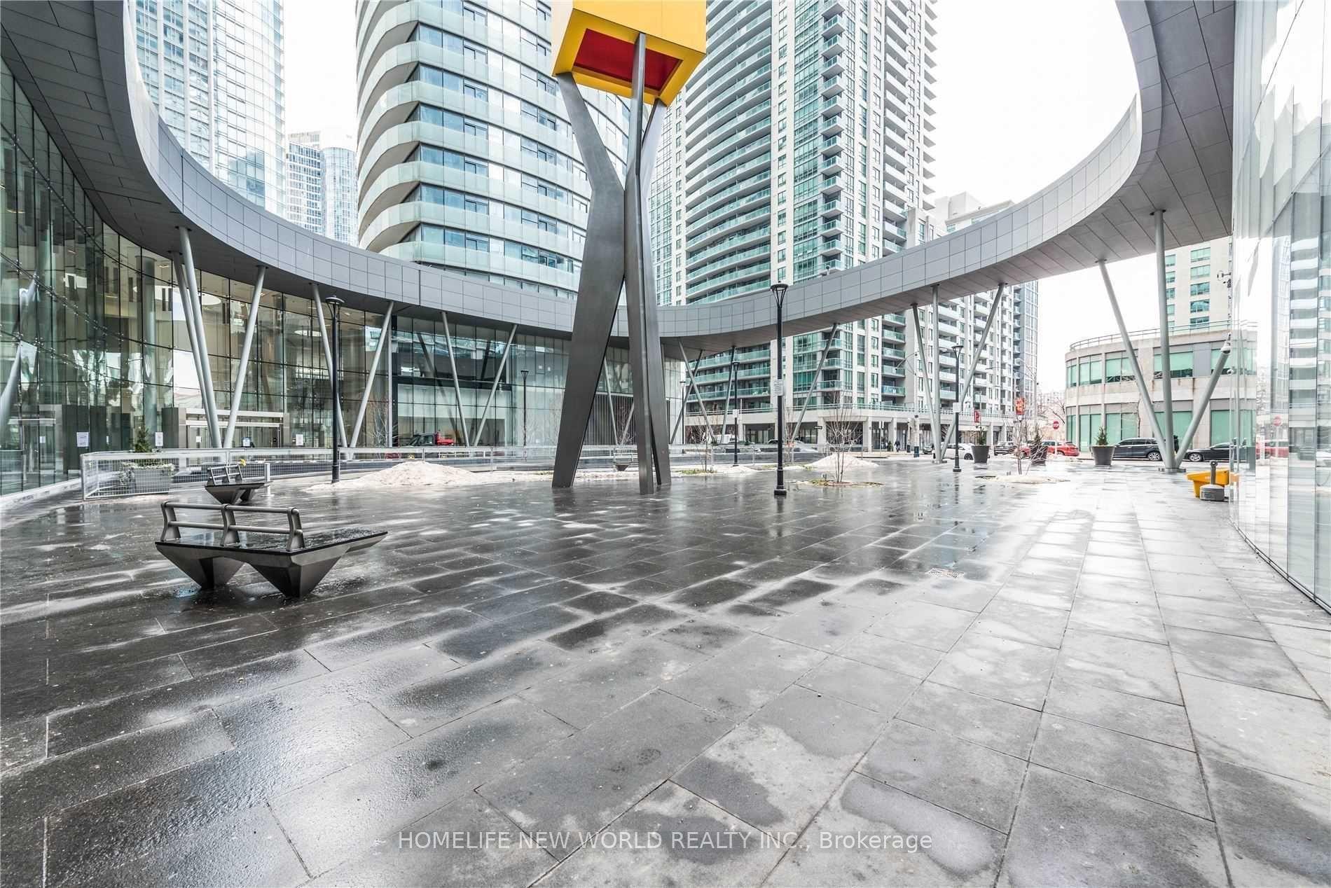 14 York Street 5709, Toronto, ON M5J 0B1
