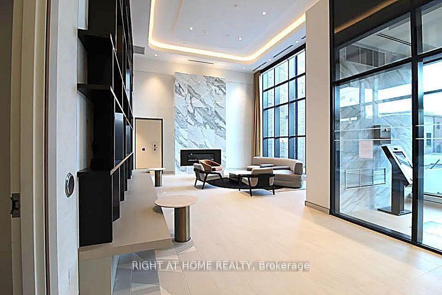 130 River Street 1606, Toronto, ON M5A 0R8