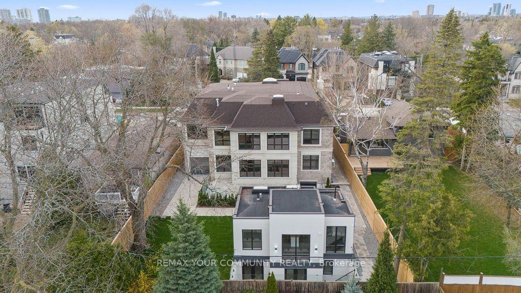 217 Churchill Avenue Aurelia Suite, Toronto, ON M2R 1E2