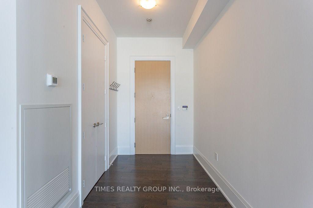 39 Queens Quay E. Street E PH1203, Toronto, ON M5E 0A5