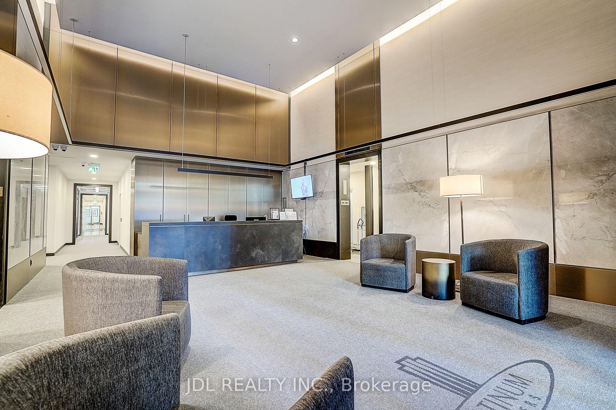 23 Hollywood Avenue 1202, Toronto, ON M2N 7L8