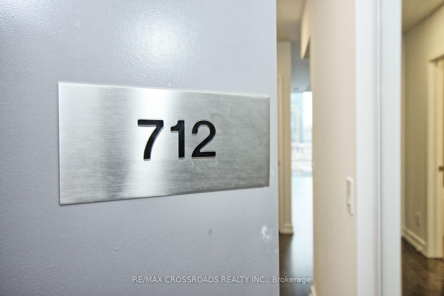 19 Western Battery Road 712, Toronto, ON M6K 0E3