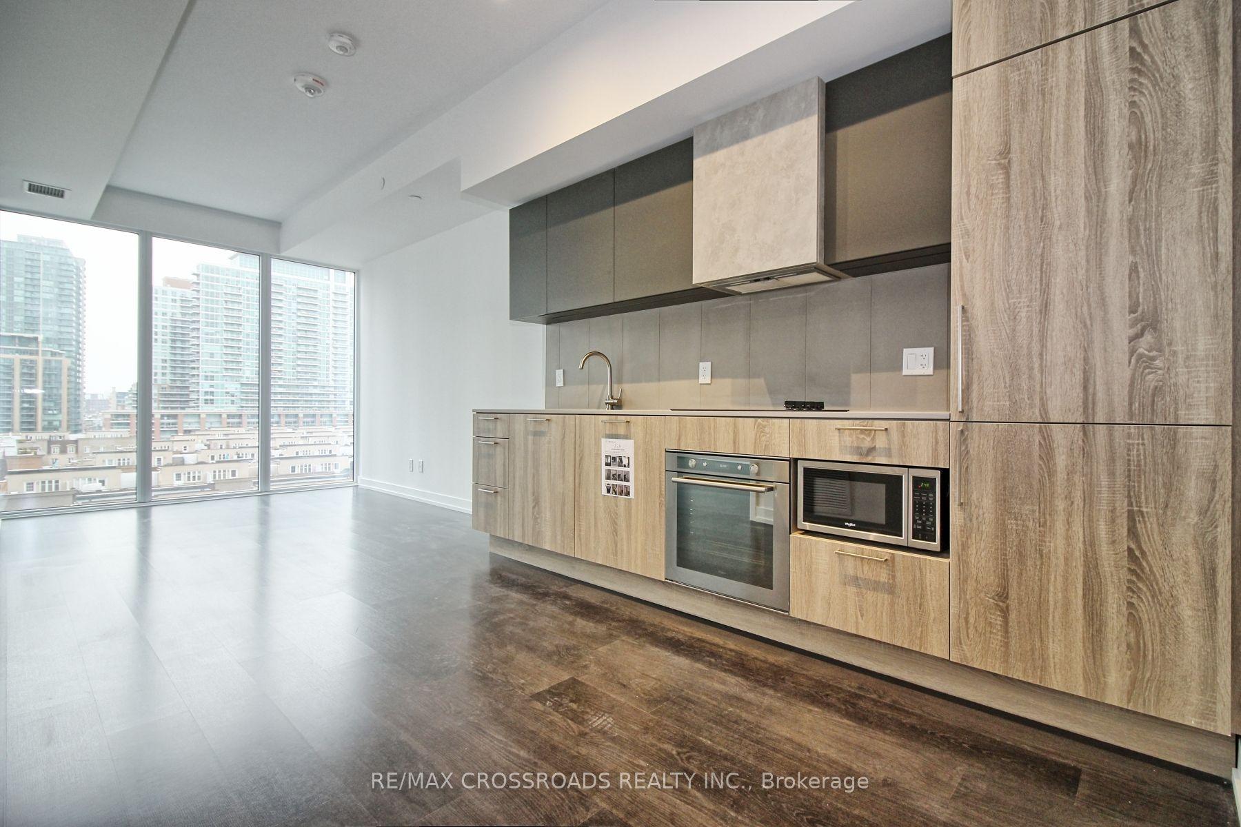 19 Western Battery Road 712, Toronto, ON M6K 0E3