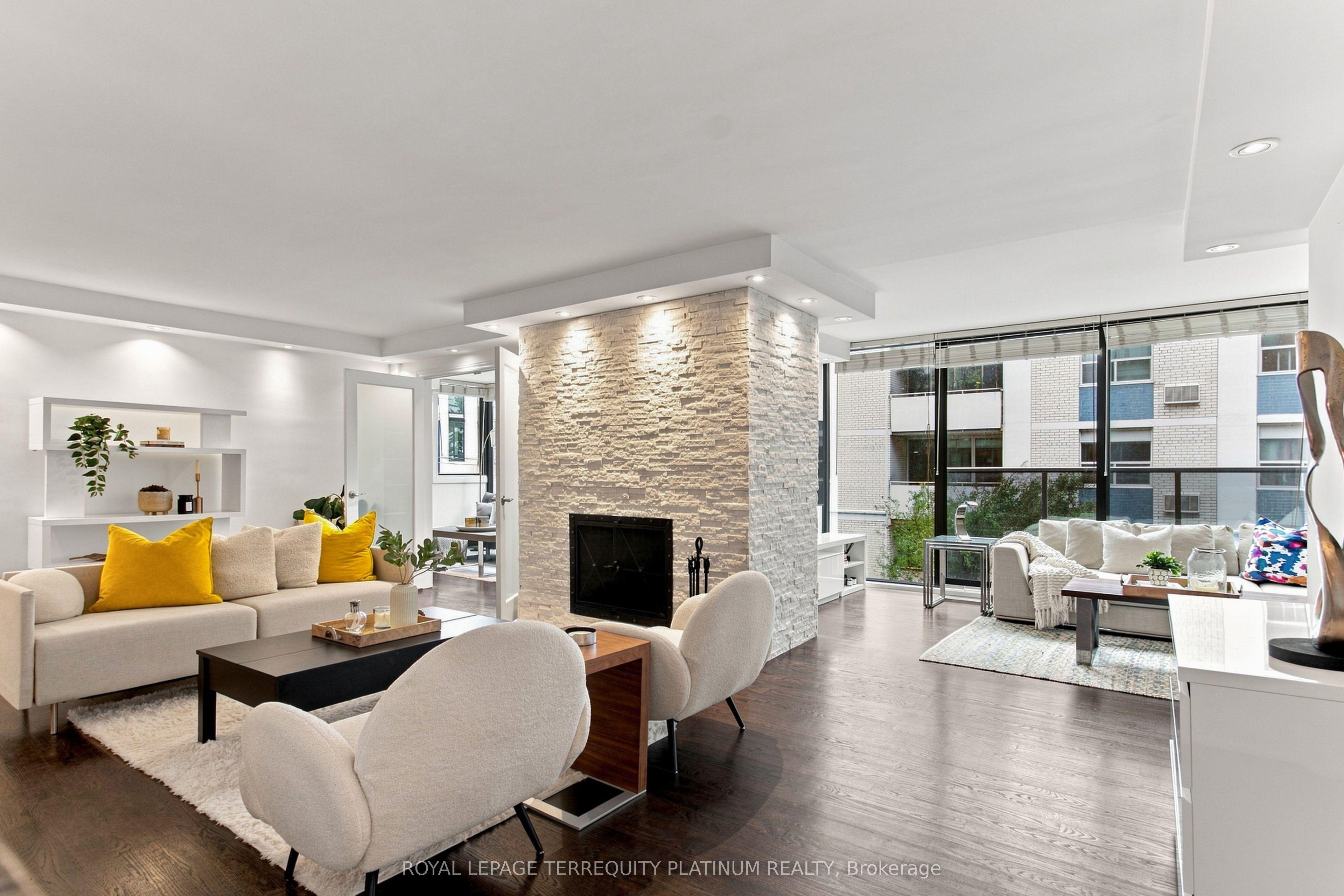70 Montclair Avenue 203, Toronto, ON M5P 1P7