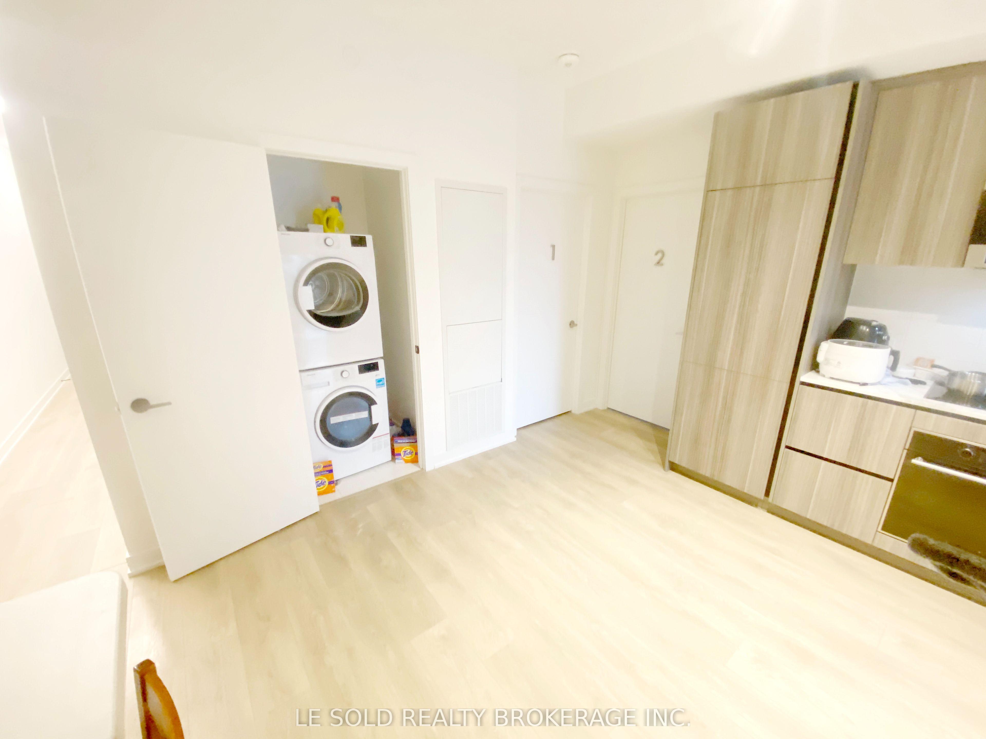 127 Broadway Avenue 711 Master Bedroom, Toronto, ON M4P 1V4