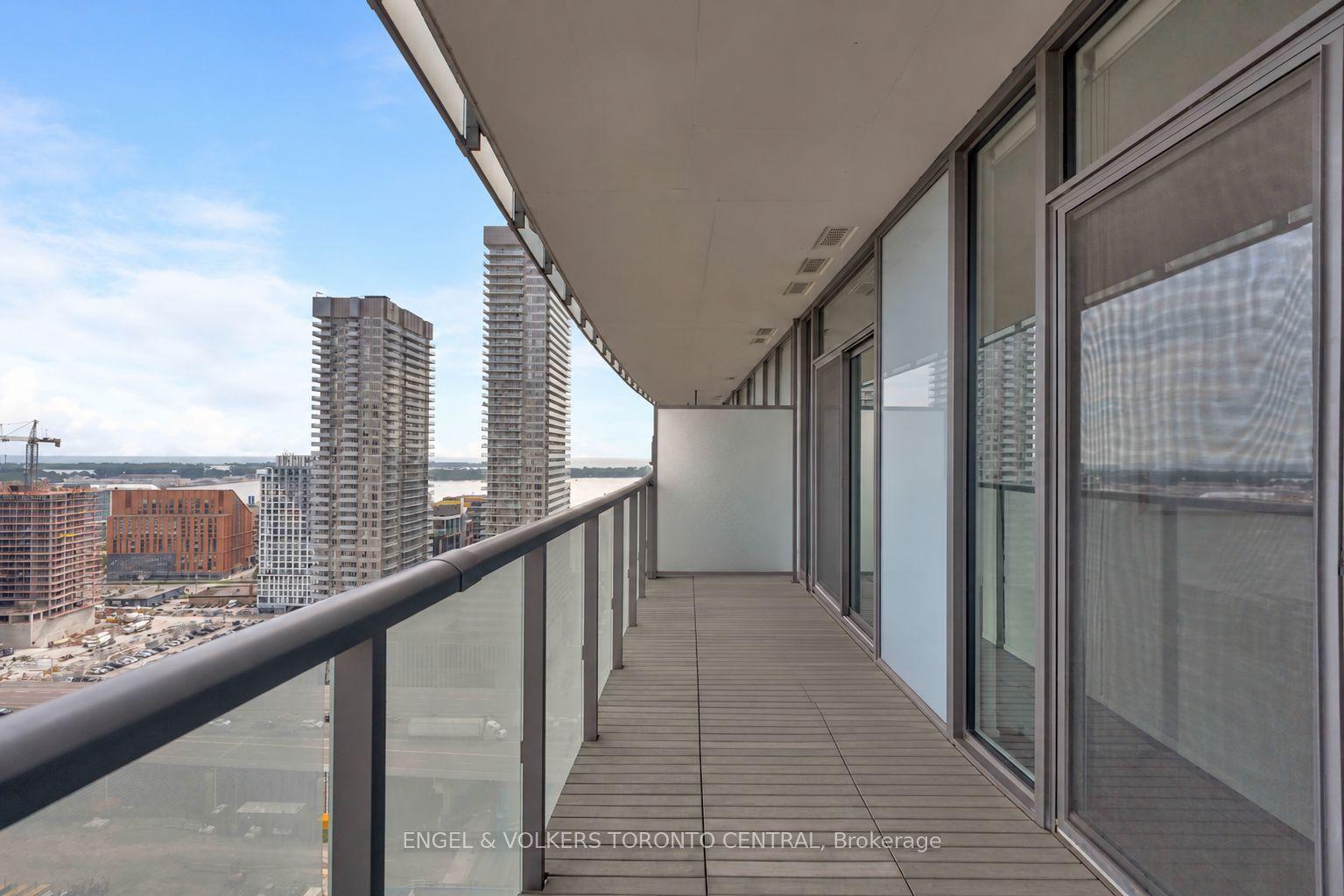 1 Market Street 2405, Toronto, ON M5E 0A2