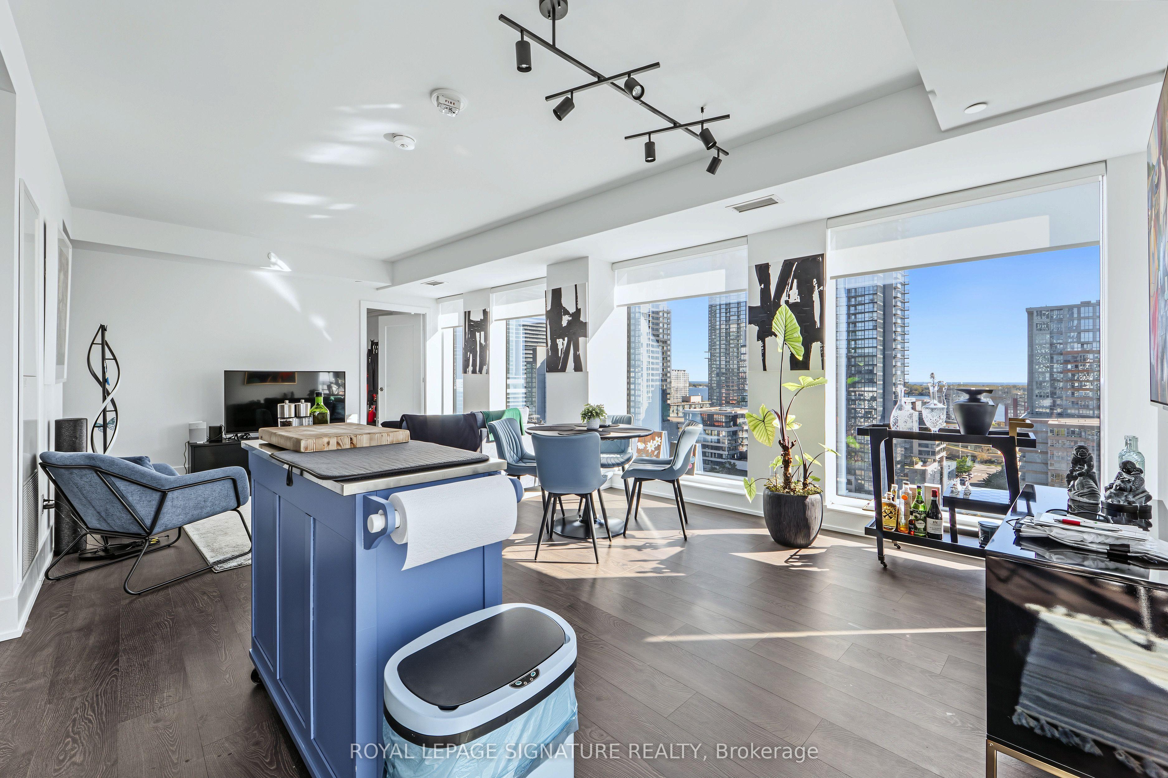 480 Front Street W 915, Toronto, ON M5V 0V5