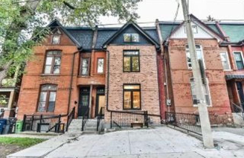 114 Sheridan Avenue Lower, Toronto, ON M6K 2H2