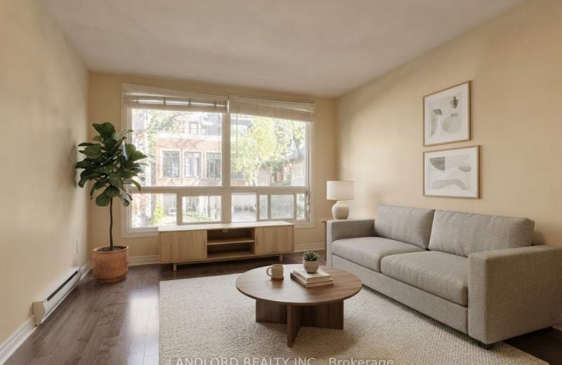 176 Howland Avenue 201, Toronto, ON M5R 3B6