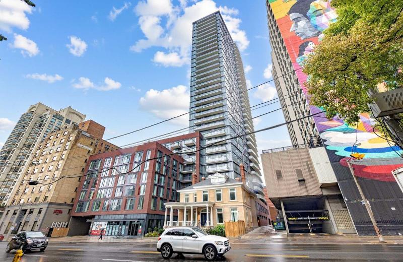 308 Jarvis Street 2205, Toronto, ON M5A 2P2