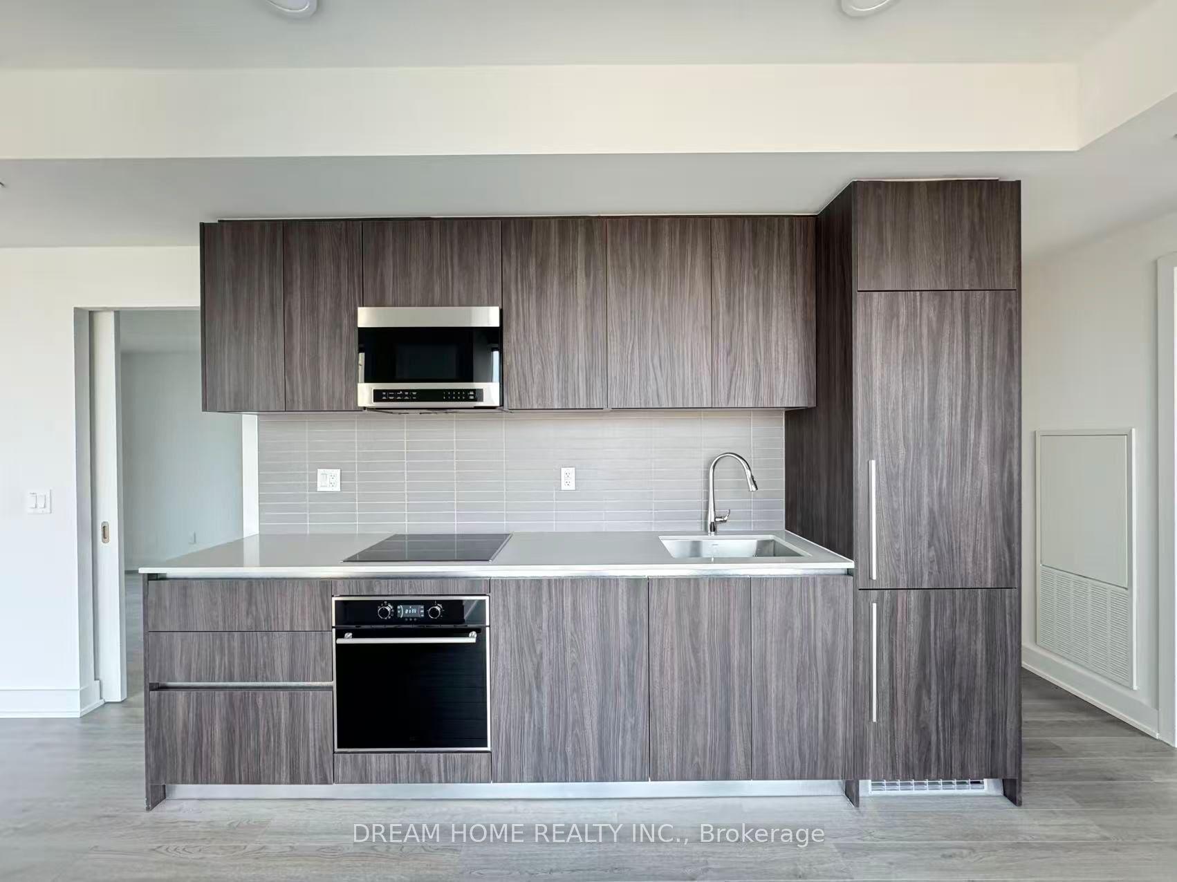8 Cumberland Street 2002, Toronto, ON M4W 0B6
