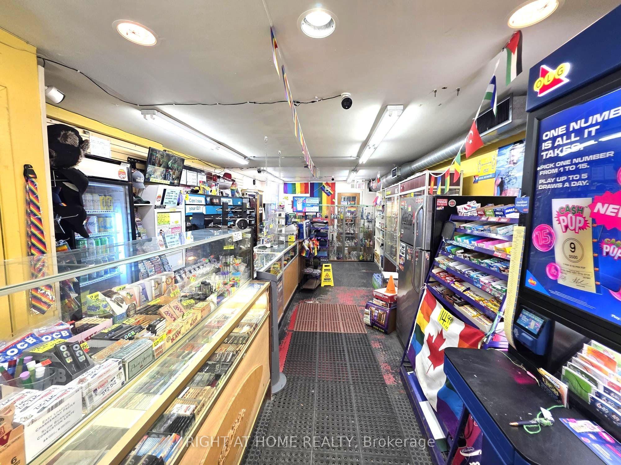 473A Church Street, Toronto, ON M4Y 2C5