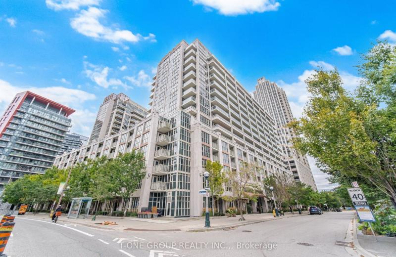 35 Bastion Street 311, Toronto, ON M5V 0C2