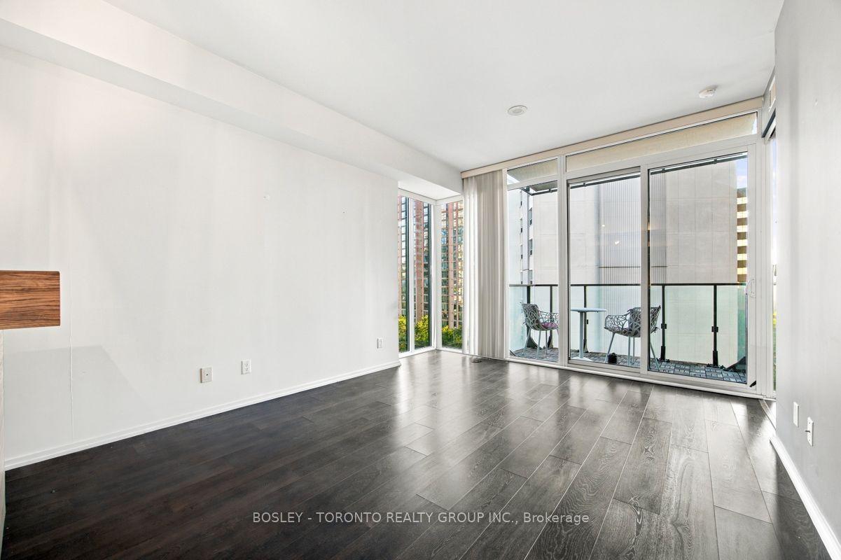 75 St. Nicholas Street 805, Toronto, ON M4Y 0A5
