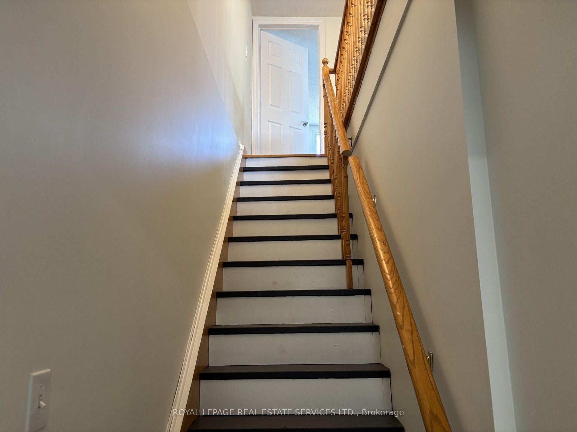 204 Gladstone Avenue #A, Toronto, ON M6J 3L4